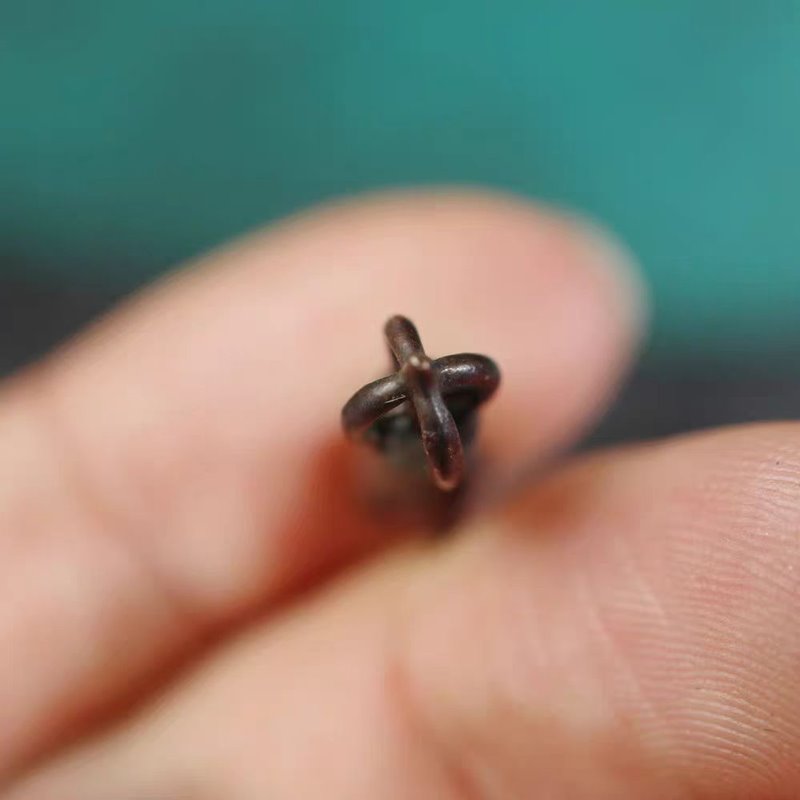 Old Tibetan Iron Dorje Vajra Pendant