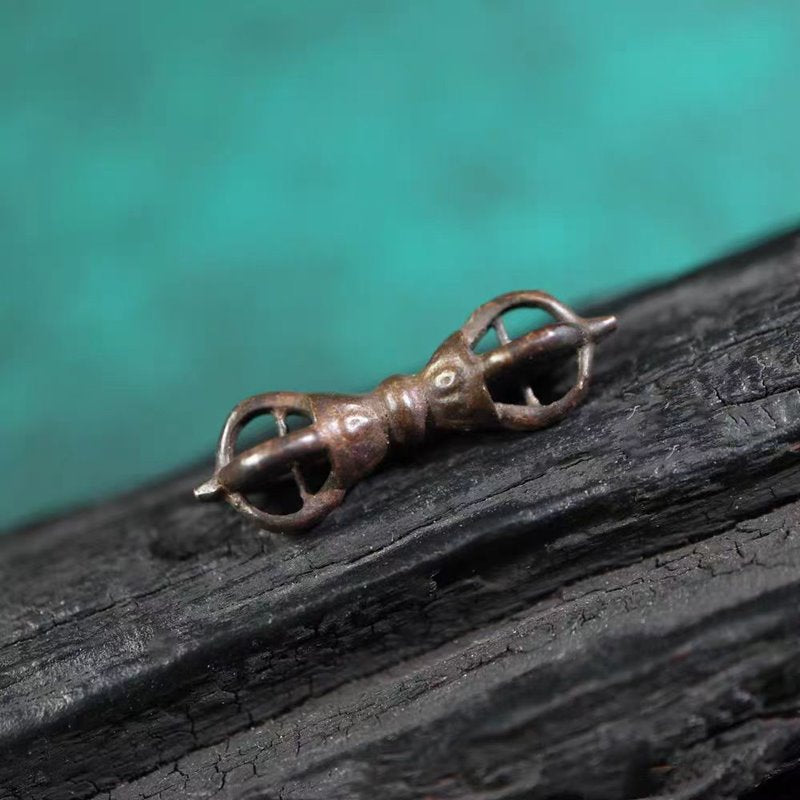 Old Tibetan Iron Dorje Vajra Pendant
