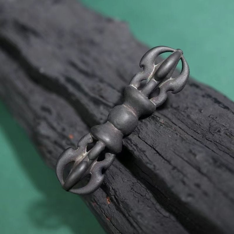 Old Tibetan Iron Forged Vajra Pendant