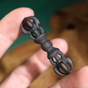 Old Tibetan Iron Forged Vajra Pendant