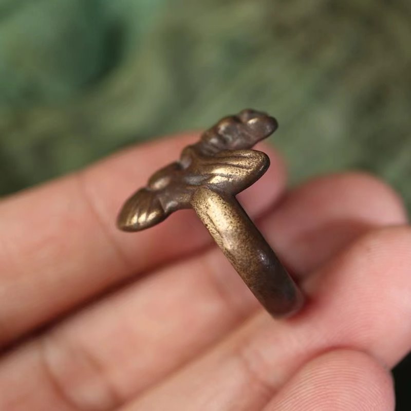 Vintage Tibetan Khyung Ring Seal