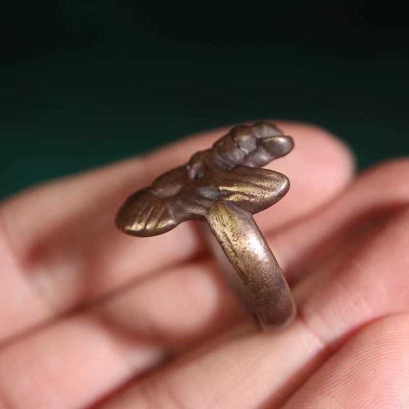 Vintage Tibetan Khyung Ring Seal