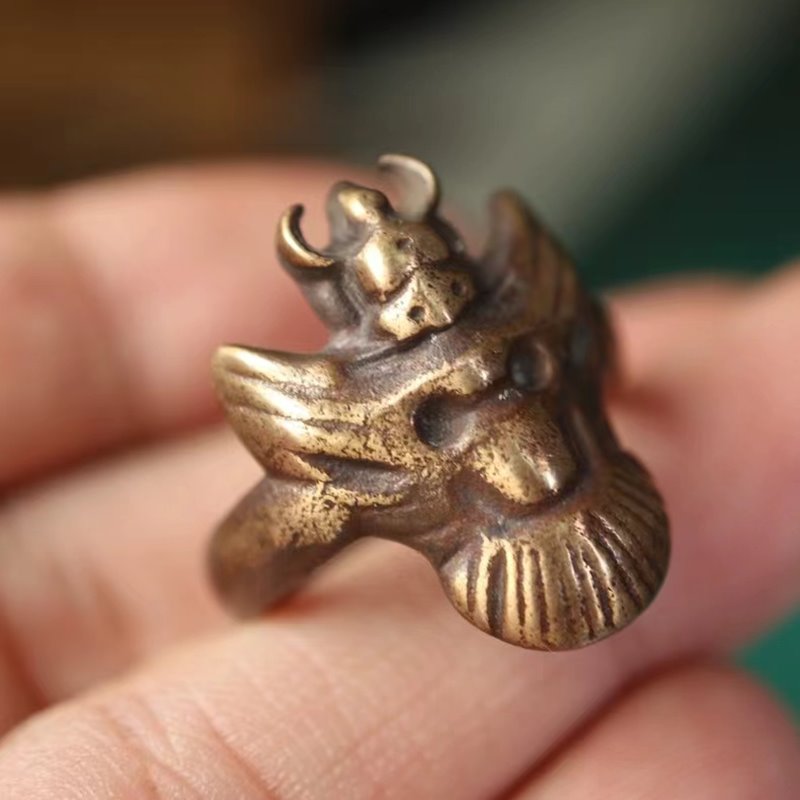 Old Tibetan Khyung Ring Seal-Mantrapiece