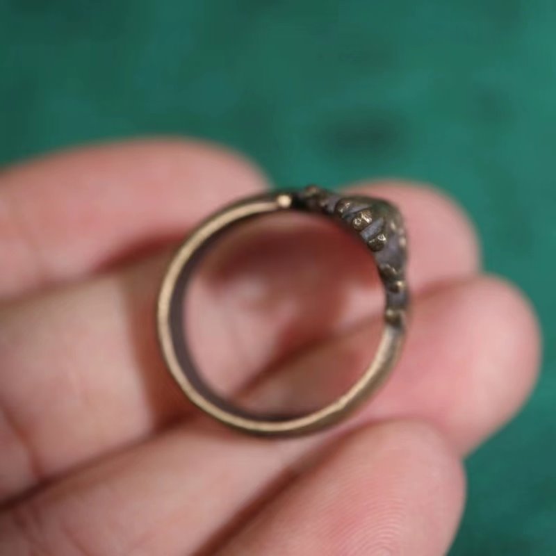 Vintage Tibetan Khyung Sigil Ring