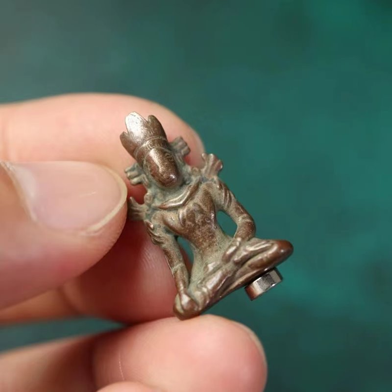 Vintage Tibetan Meteoric Iron Bhumisparsha Mudra Buddha Charm
