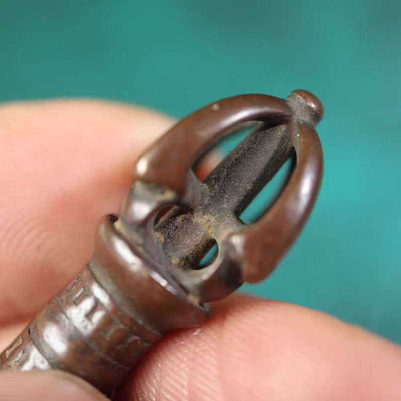 Vintage Tibetan Meteoric Iron Dorje Pendant