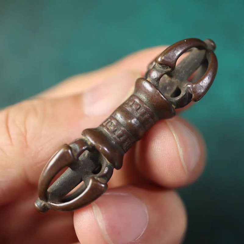 Vintage Tibetan Meteoric Iron Dorje Pendant