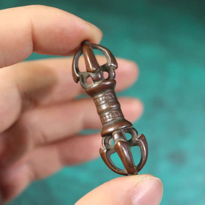 Vintage Tibetan Meteoric Iron Dorje Pendant