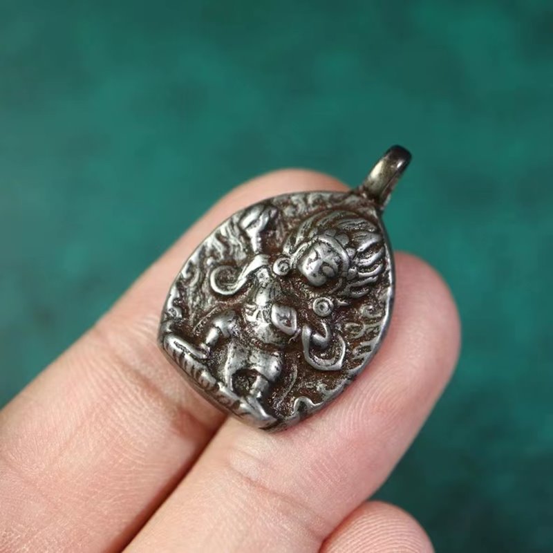 Old Tibetan Meteoric Iron Hayagriva Pendant-Mantrapiece