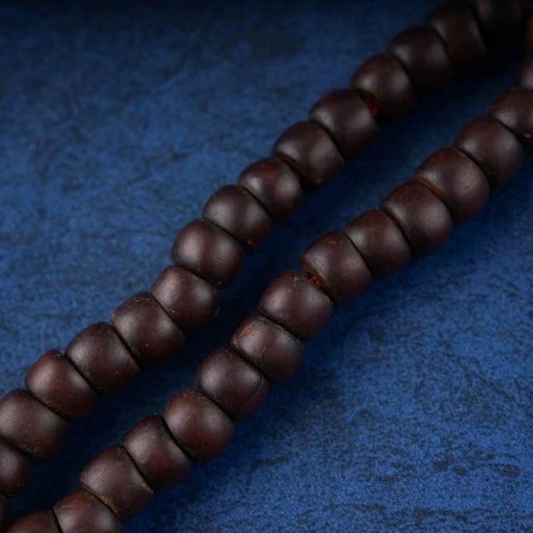 Old Tibetan Red Sandalwood Bracelet-Mantrapiece