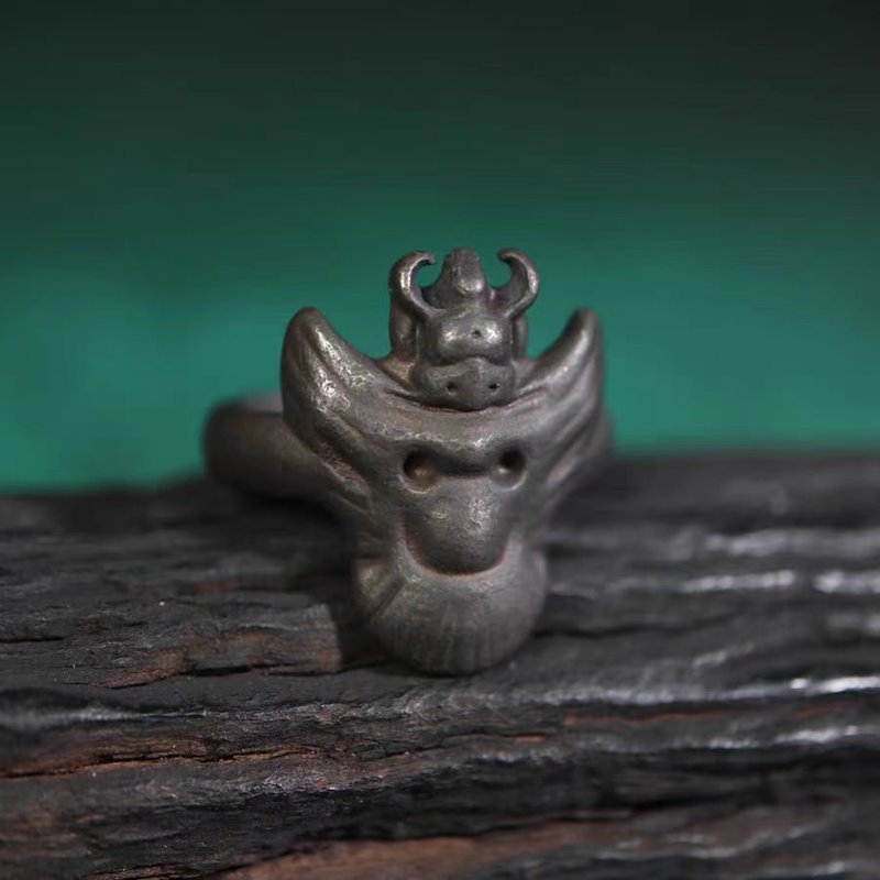Vintage Tibetan Sentinel Khyung Ring