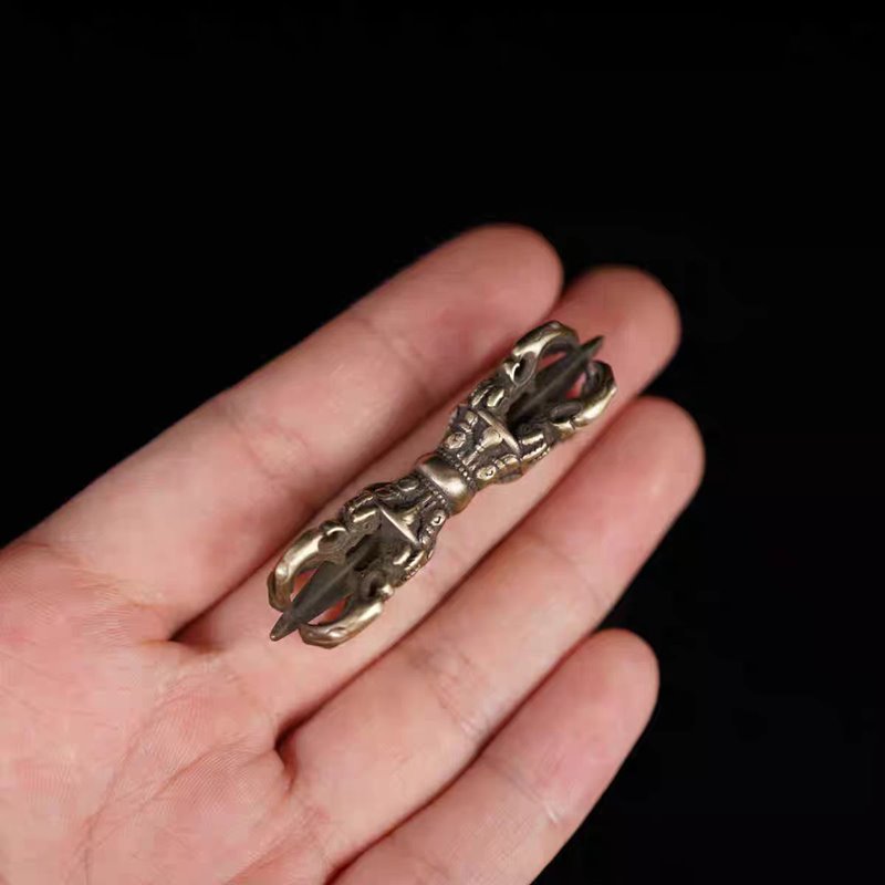 Vintage Tibetan Thunderbolt Nexus Pendant