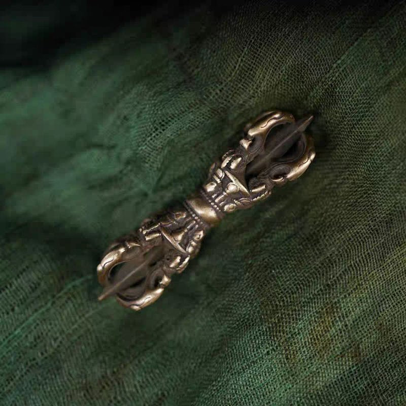 Vintage Tibetan Thunderbolt Nexus Pendant