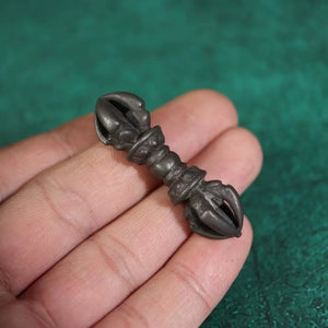 Old Tibetan Timeless Thunderbolt Amulet-Mantrapiece