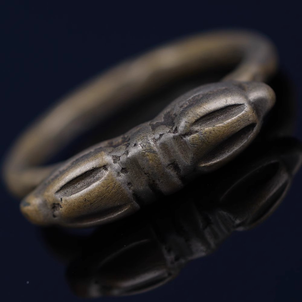 Vintage Tibetan Vajra Thunderbolt Ring
