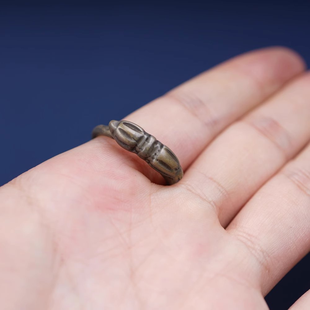 Vintage Tibetan Vajra Thunderbolt Ring