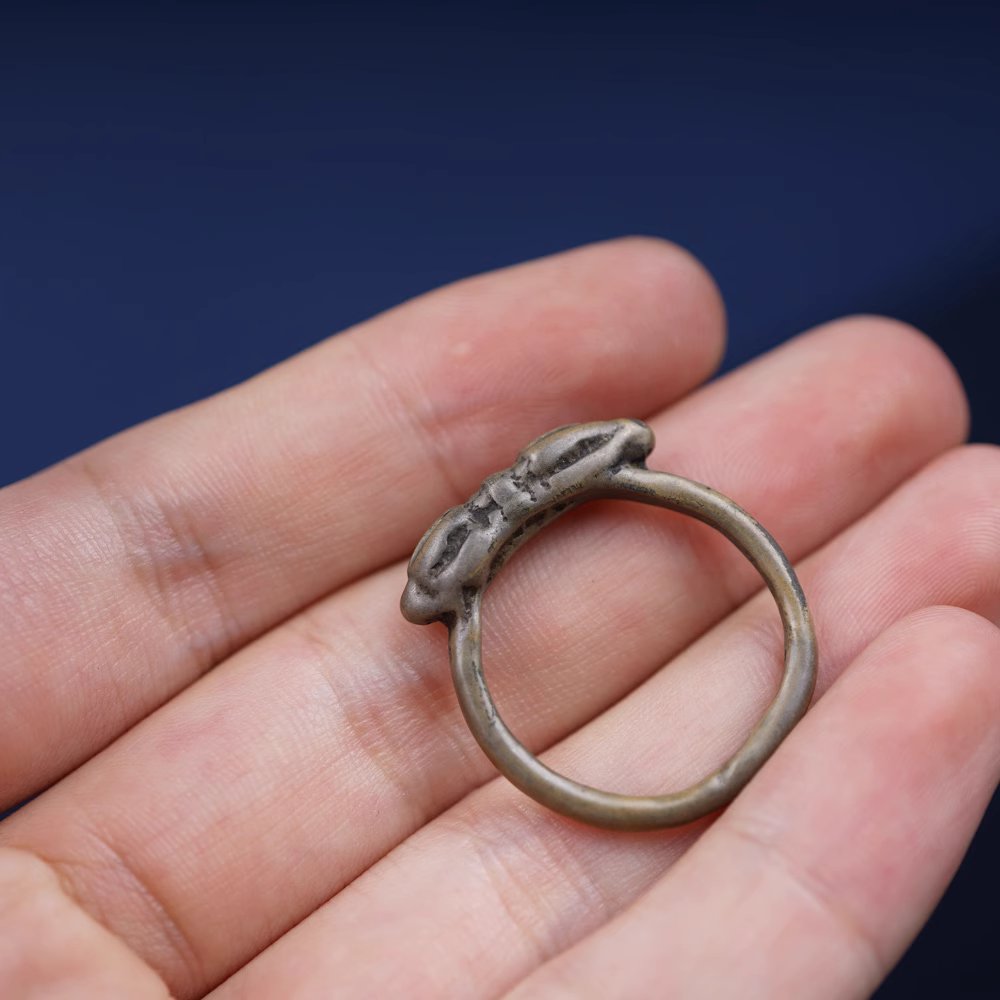 Vintage Tibetan Vajra Thunderbolt Ring