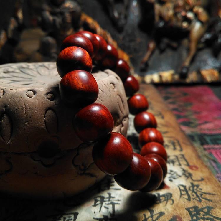 Red Sandalwood Wrist Mala
