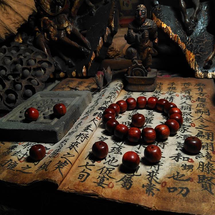 Red Sandalwood Wrist Mala