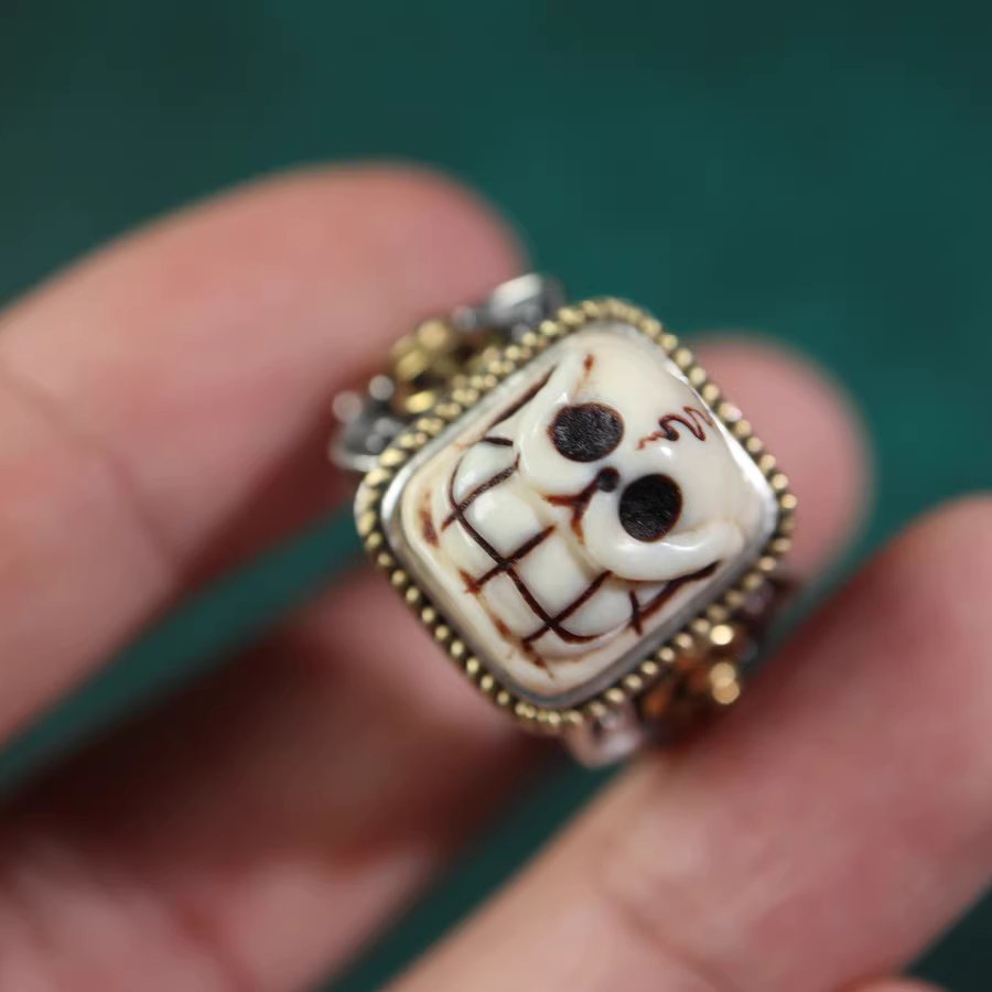 Vintage Tibet Mammoth Tusk Ivory Skull Ring