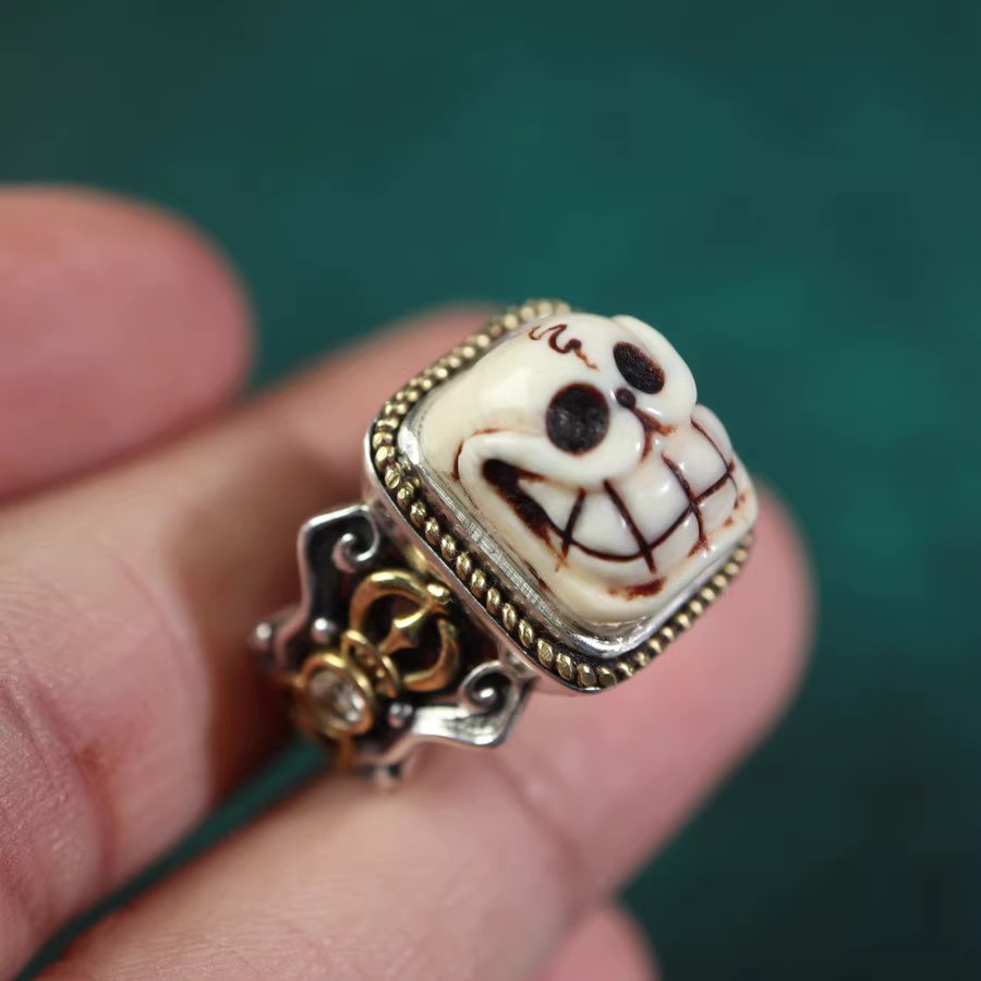 Vintage Tibet Mammoth Tusk Ivory Skull Ring