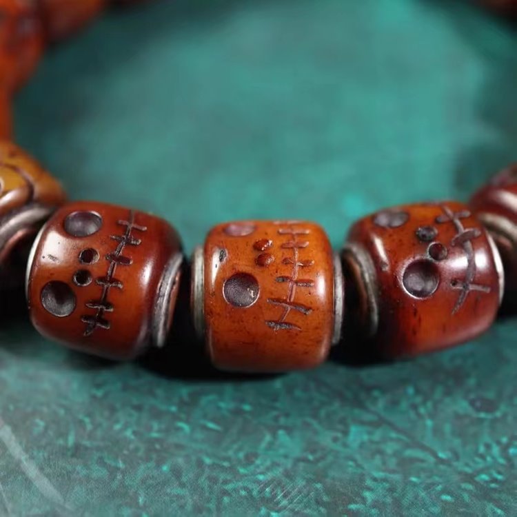 Tibet Yak Bone Skull Wrist Mala