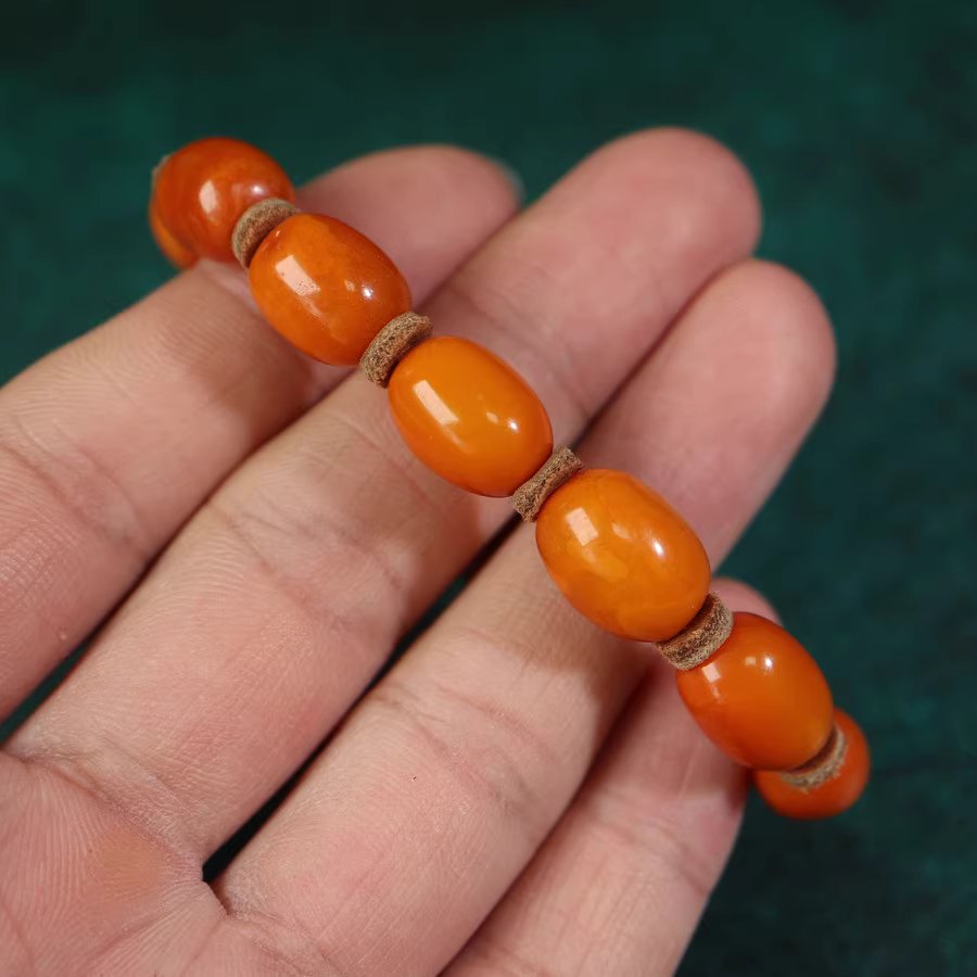 Tibetan Beeswax Amber Wrist Mala Beads