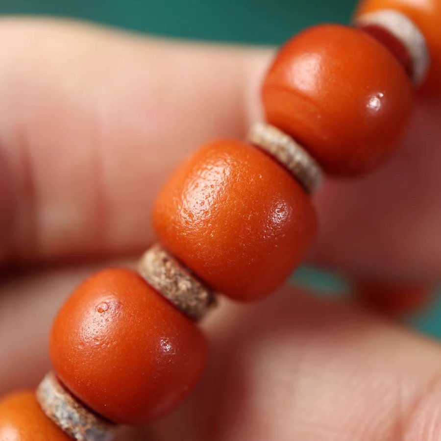 Tibetan Beeswax Amber Wrist Mala