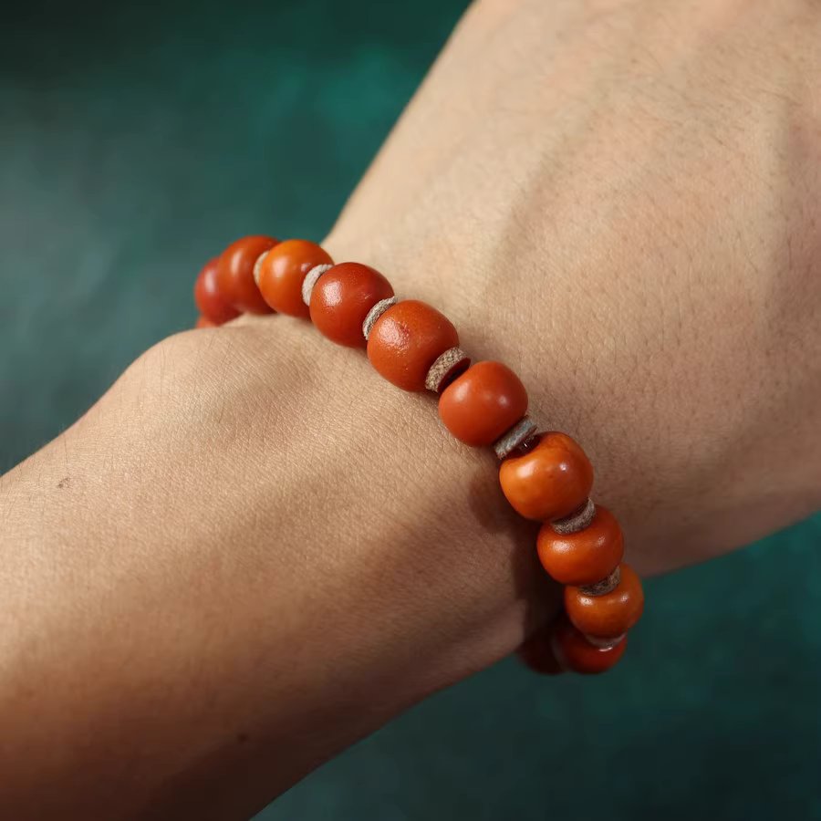 Tibetan Beeswax Amber Wrist Mala