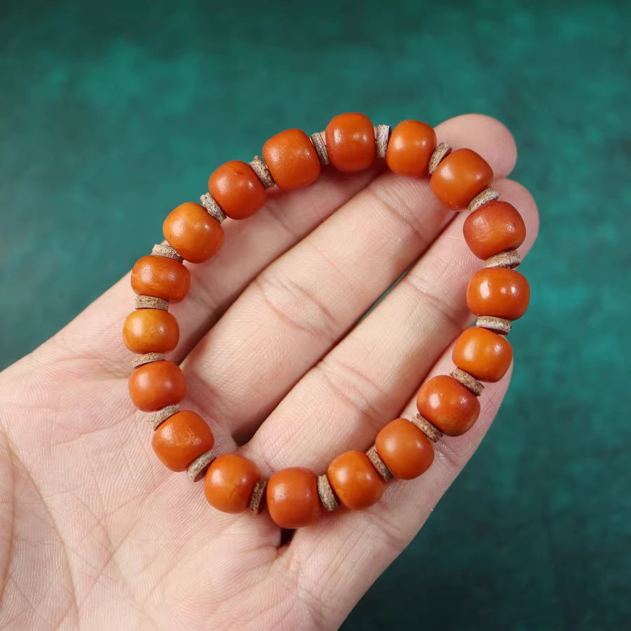 Tibetan Beeswax Amber Wrist Mala