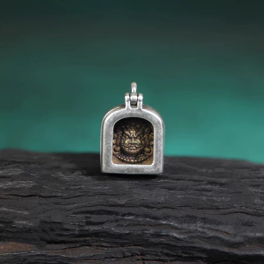 Vintage Tibetan Caishen Gau