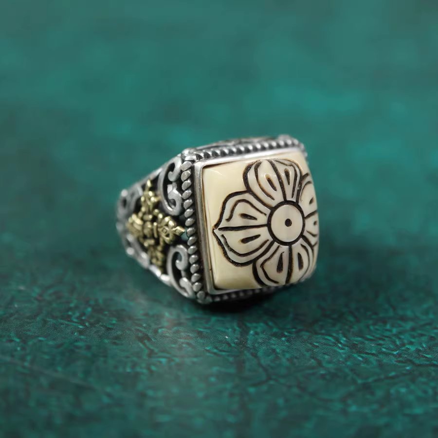 VIntage Tibetan Mammoth Ivory Vajra Ring