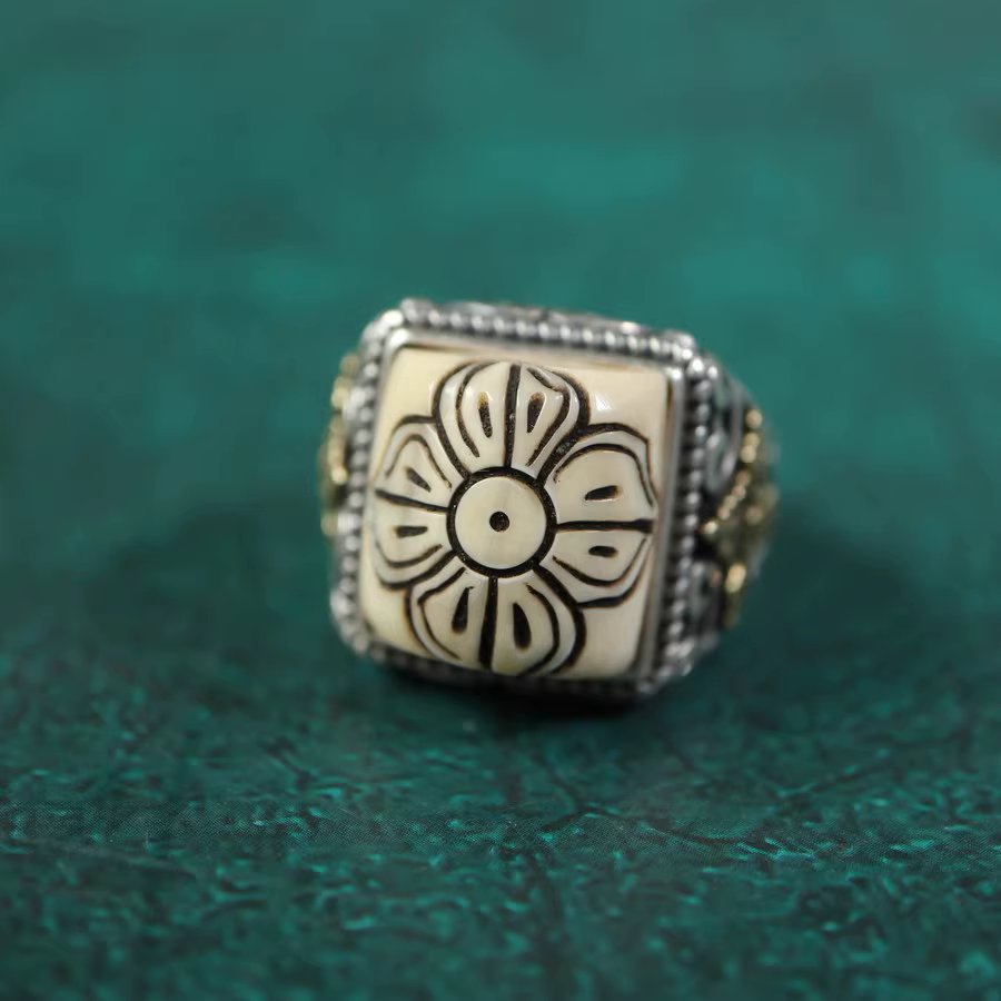 VIntage Tibetan Mammoth Ivory Vajra Ring