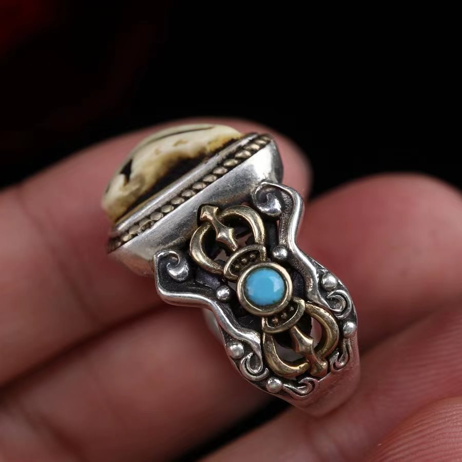 Antique Tibetan Mammoth Tusk Ivory Ring