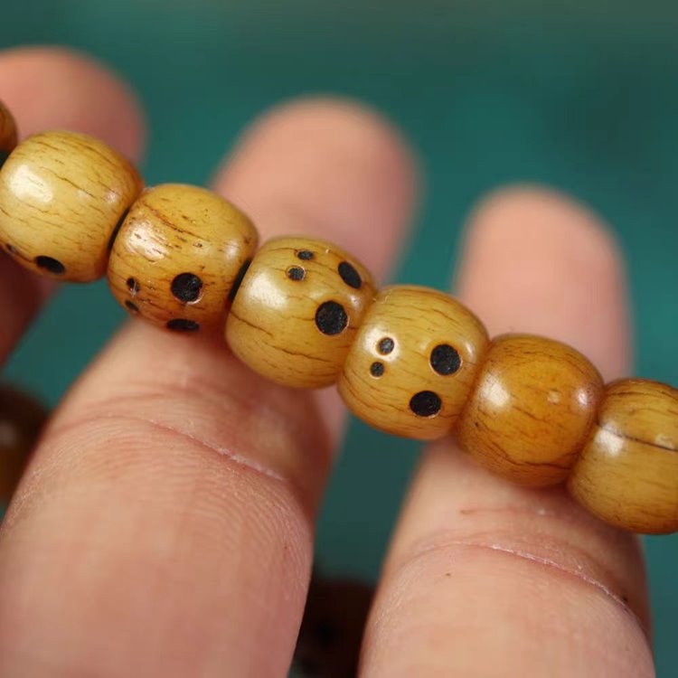 Tibetan Old Yak Bone Skull Wrist Mala