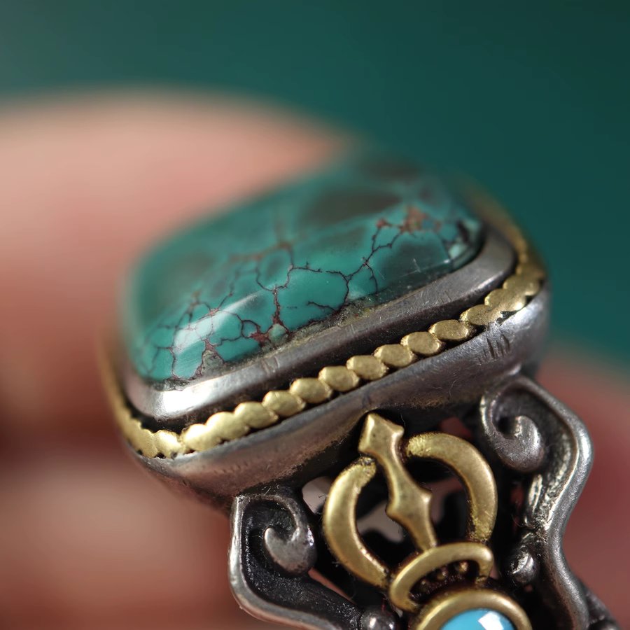 Vintage Tibetan Turquoise Ring