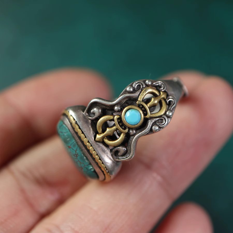 Vintage Tibetan Turquoise Ring