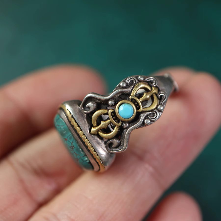 Old Tibetan Turquoise Ring