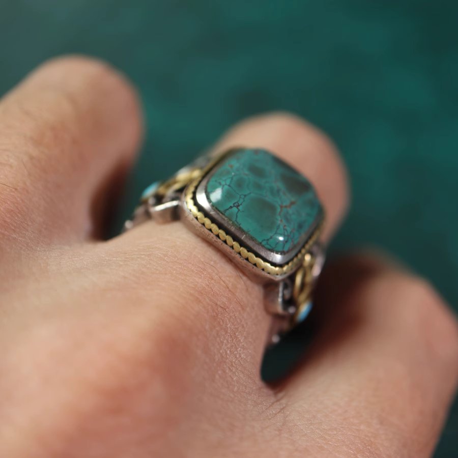 Vintage Tibetan Turquoise Ring