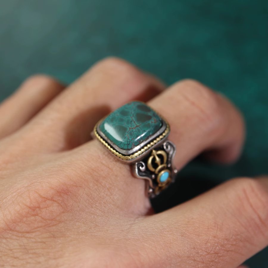 Vintage Tibetan Turquoise Ring