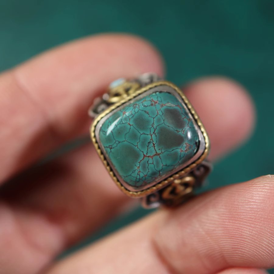 Vintage Tibetan Turquoise Ring