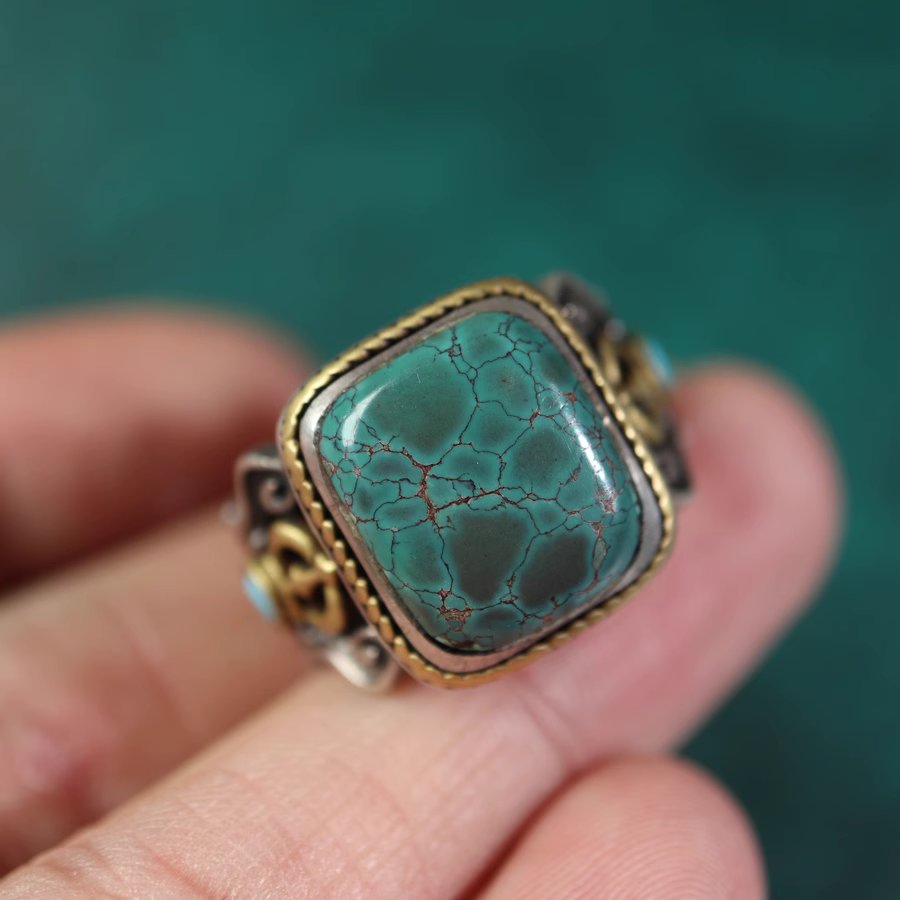 Vintage Tibetan Turquoise Ring