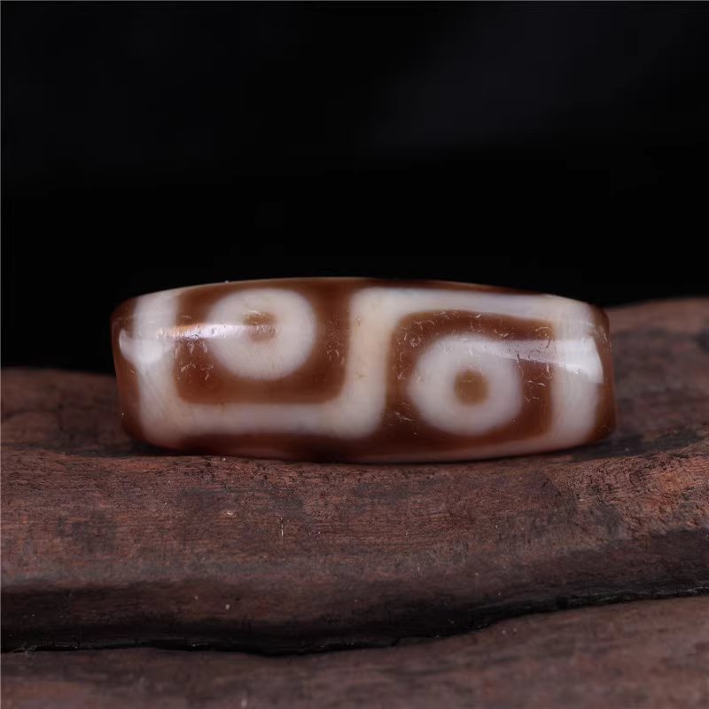 Wisdom and Method Amulet 6 Eye Dzi Bead