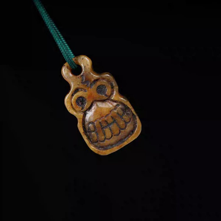 Vintage Tibetan Impermanence Skull Pendant