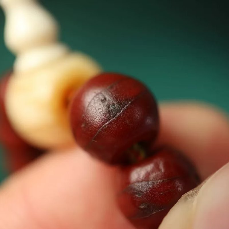 Old Tibetan Bodhi Seed Wrist Mala