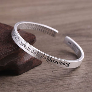 Feng Shui Om Mani Padme Hum Buddha Bracelet