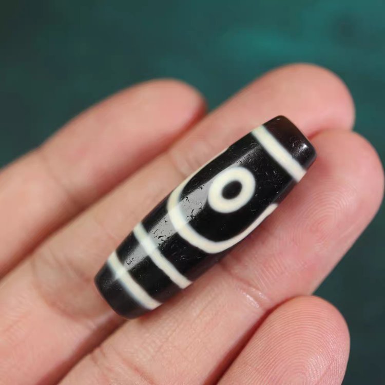 Deep Intuition Amulet 2 Eye Dzi Bead