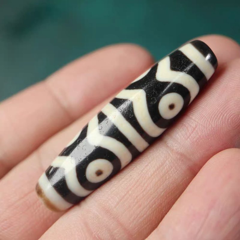 Heavenly Blessings 6 Eye Dzi Bead