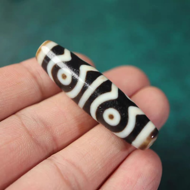 Heavenly Blessings 6 Eye Dzi Bead