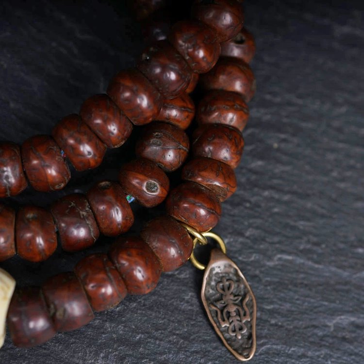 Vintage Tibetan Bodhi Seed Mala Necklace